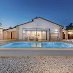 Stunning In Holiday home
