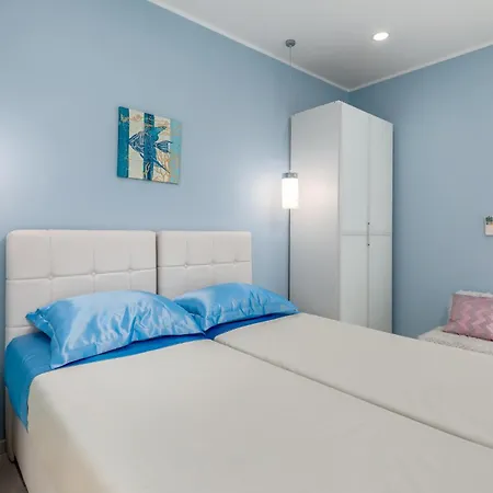 Beautiful Home In Pula * 풀라