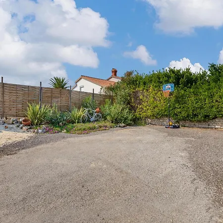 Ferienhaus Beautiful In *