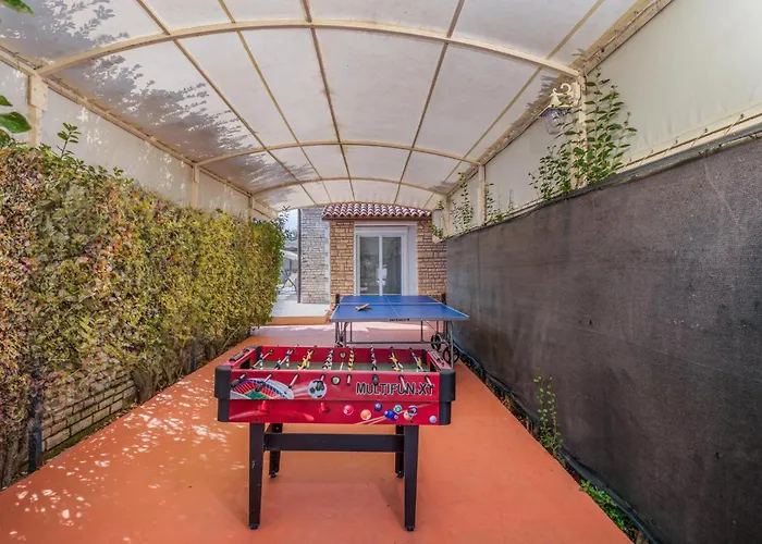 Vikendica Beautiful In Pula