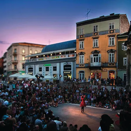 Beautiful In 펜션 풀라